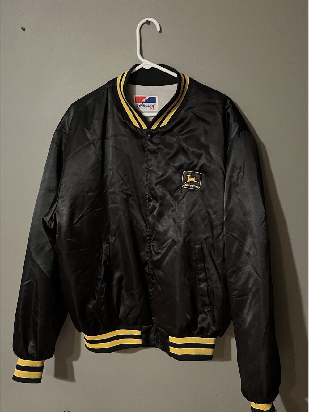 Swingster John Deere Vintage Jacket Men XL Black Yellow Snap Satin (Read Desc)